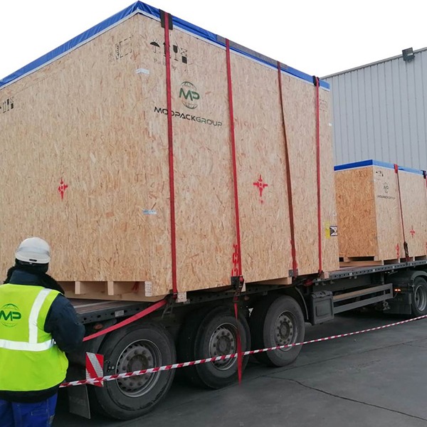 Oversized transport 2