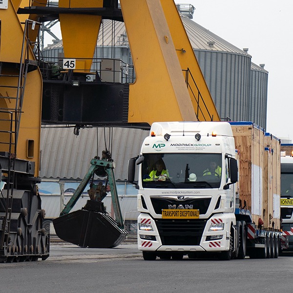 Oversized transport 1